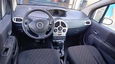 maşınlar avtomobil: Renault Modus, gümüşü rəng, 5 qapı, kompakt monovolumen kuzov — 6