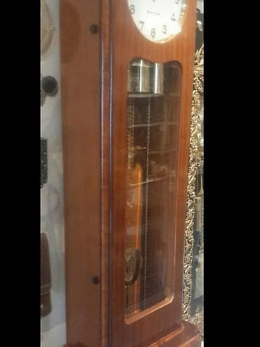 yeni il qapi bezekleri: Yantar saat satilur — 2