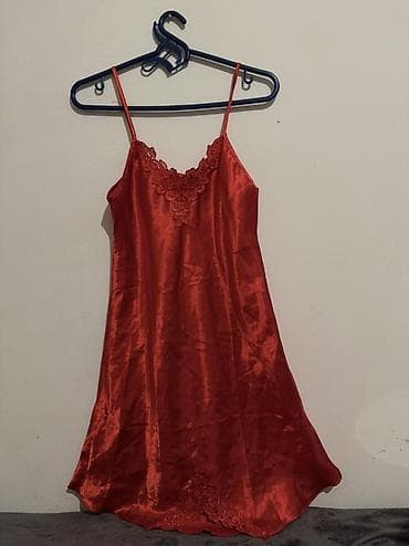 Gecəliklər: Təzə Gece geyimi. S-M ölçü. 5azn — 1