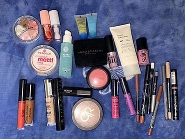Kosmetik dəst, >10 məhsul