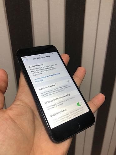 iphone 8 plus plata: IPhone 8, 256 GB, Qara, Qırıq — 4