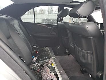 malibu arxa stop: Mercedes-Benz E-Class: 2 l | 1997 il Sedan — 9