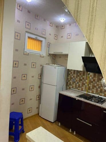 keşle kiraye: Nizami rayonu E. Süleymanov küçəsində 18 mərtəbəli binanın, 10-cu — 3