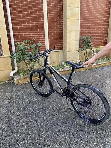 velosiped kameri: Məhsul: Merida dağ velosipedi Arxa təkər patlağdı Və sep ötürücüsü — 1