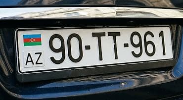 10 line lato: Azərbaycan dövlət nömrə nişanı: 90-TT-961 - Standart ölçülü metal — 1
