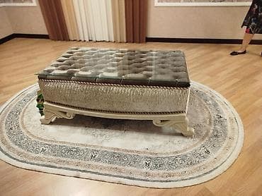 cay evi divan: Klassik divan, Qonaq otağı üçün, Açılmayan — 2