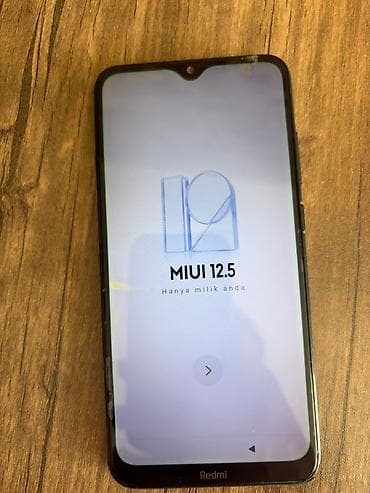 islenmis printer satisi: Redmi 8, 64 GB, rəng - Qara, Düyməli — 4