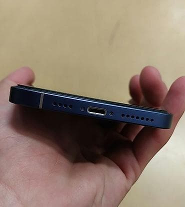 telfolar: IPhone Xs Max, Göy, Face ID — 7