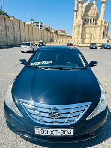 c klass mersedes: Hyundai Sonata: 2.4 l | 2010 il Sedan — 3