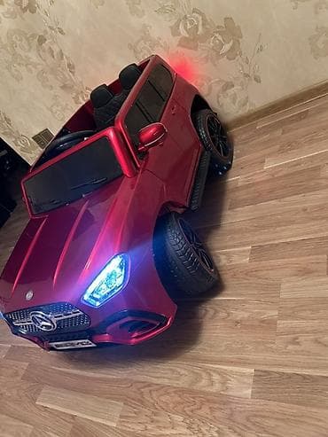 elekt: Uşaq üçün elektriklə işləyən Mercedes-Benz üslublu miniatür avtomobil — 2