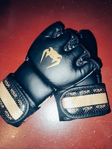 mma kask: MMA əlcəyi satılır.Az işlənib.Aşağı yeri yoxdur.Real alıcılar narahat — 3