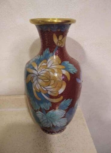 qedimi boşqablar: Bir vaza — 1