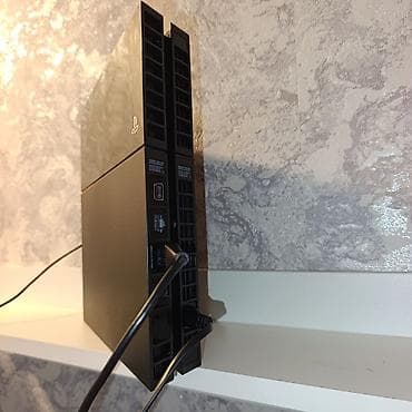 ps3 super silm: PS4 500gb əla vəziyətdə, zavod plombu üzərində, 2 original pult +20 — 4