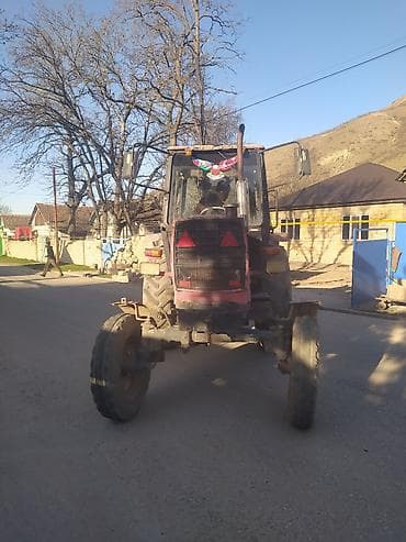 traktor qosqularin satisi: Kənd təsərrüfatı üçün təkərli traktor - Güclü dizel mühərrikli, önə — 2