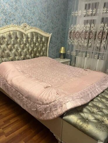 ikinci əl çarpayı: Yataq otağı dəsti, oyma detalları və güzgülü səthləri ilə klassik — 1