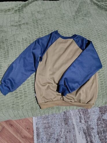 Üzüklər: Uşaq sviteri/svitşot geyinilməyib 160 ölçüdür 10 yaş üçün içi — 1