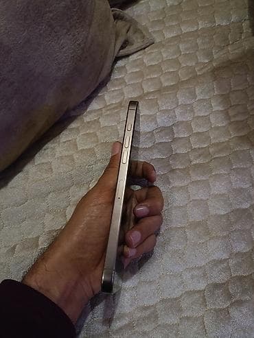 a35 ikinci el: IPhone 16 Pro Max, 256 GB, White Titanium, Simsiz şarj — 4