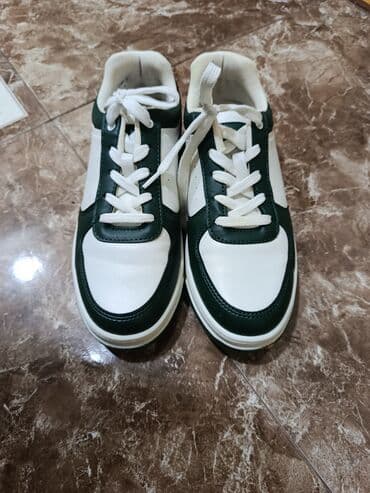 beqa üçün qadın krossovkaları: FLO, Ölçü: 38, rəng - Ağ, İşlənmiş — 9