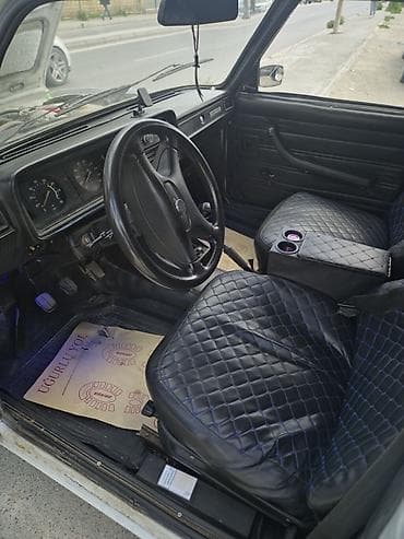 vaz kredit: VAZ (LADA) 2107: 1.6 l | 2007 il 151579 km Sedan — 6