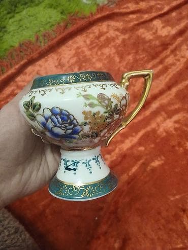 mixek gülü: Bir vaza, Farfor — 3