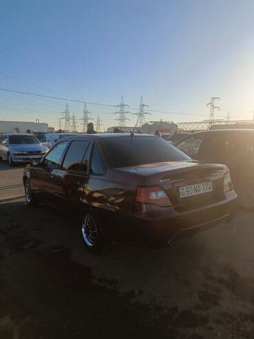 daewoo paltaryuyan masin: Daewoo Nexia: 1.5 l | 2011 il Sedan — 1