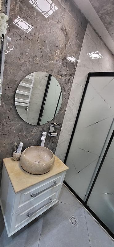 yellencek islenmis: Banyo üçün daş qab lavabolu dolab dəsti.Əhmədli metrosuna yaxın. - — 2