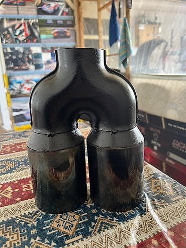 dubaydan avtomobil ehtiyat hisseleri: Akrapovič ikili egzoz ucu (Y tipli) - Brend: Akrapovič (loqo — 1