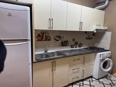 квартиры под маяк в баку: 8 noyabr metrosu papanin körpüsünün yaxınlığında yeni tikili binanın — 15