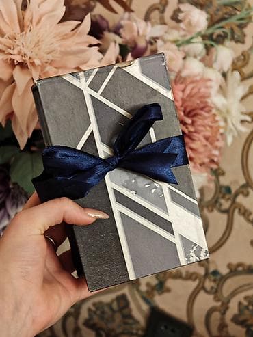 Другой декор и предметы интерьера: Подарочная коробка, цвет - Золотой — 9