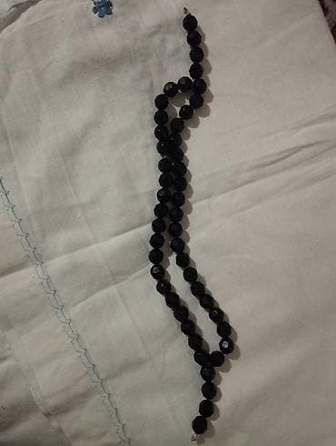 Eynəklər: Məhsul: Təsbeh dəsti (4 ədəd) Təsvir: - Ağ təsbeh: Oval-silindrik — 5