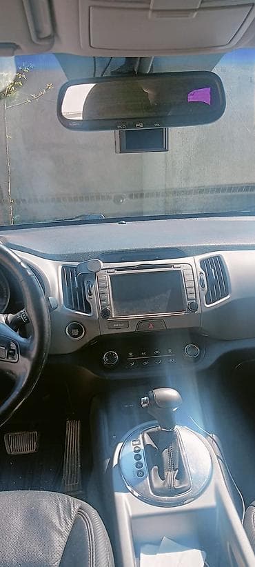 kia r19: Kia Sportage: 2 l | 2015 il Krossover — 4