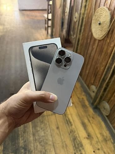 IPhone 15 Pro, Natural Titanium, Face ID — 2