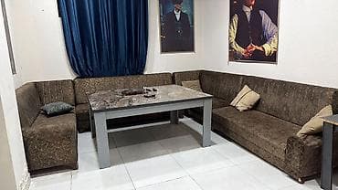 kafe stol stul satilir: Kafe restoran üçün divan masa dəsti satılır.1dəst 500 Azn.Ünvan — 2