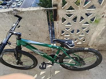 mini velosiped: TƏCİLİ!!! BMX üslubunda dağ velosipedi satılır. Velosiped yaşıl-qara — 1