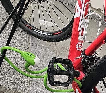 velosiped diskleri: Toba dağ velosipedi – parlaq qırmızı rəngdə, yüngül və möhkəm — 5