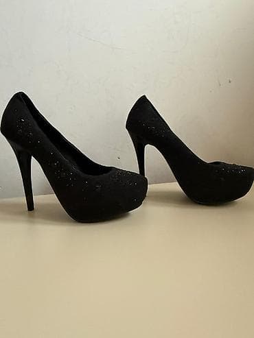 Qadın üçün qara yüksək daban tufli - Model: platformalı stiletto -