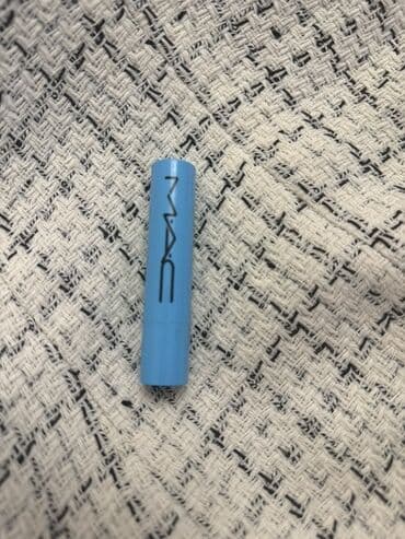 qaş boyası: Dodaq boyası, Mac, Göy — 1