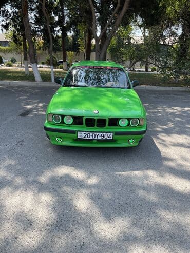 bmw 528i: BMW 5 series: 2 l | 1990 il Sedan — 3