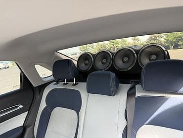 ucuz oyuncu laptop: Avtomobil üçün tam audio sistemi Komponentlər: - Subwoofer: Pride — 2