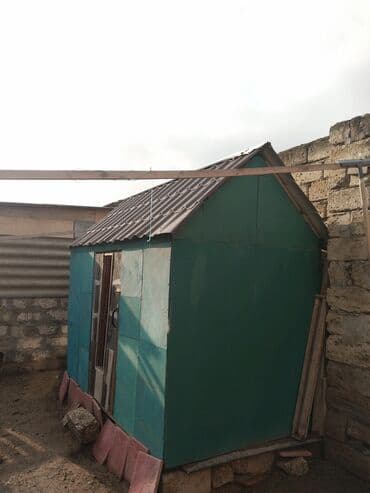 Tovuq/kənd təsərrüfatı quşları üçün hazır tövlə (toyuq daxması) -