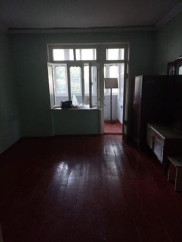 Mənzillərin satışı: 3 otaqlı mənzil – geniş planlama və işıqlı otaqlar Xüsusiyyətlər: - 3 — 1