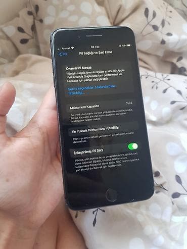 ipad pro m5: IPhone 8 Plus, Qara, Barmaq izi — 10