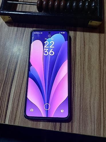 telefon 64 gb: Poco X7, 512 GB, rəng - Yaşıl, Barmaq izi, Simsiz şarj, Face ID — 1