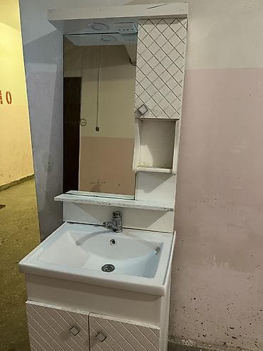 Kranda ustunde verilir