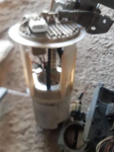 kuza satisi: 4x4 jip karofka mator rolgirdarvik radyratir bak benzinin nasos hər — 6