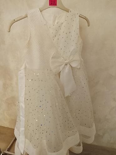 ziyafet donu: Uşaq üçün ağ ziyafət paltarı - Şık dizayn: qoluz, A-kəsim siluet, ön — 3