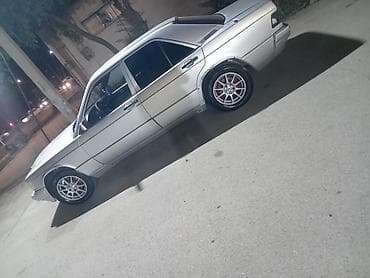 10000 mercedes: Mercedes-Benz 190: 2 l | 1990 il Sedan — 5