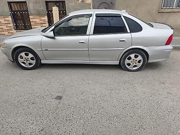 014 maşın: Opel Vectra: 1.8 l | 2000 il 300000 km Sedan — 4