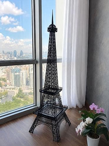 tibbi etajerka: Eiffel qülləsi formasında dekorativ stendi - Material: qara metal — 3