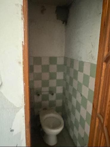 kreditle satilan evler: Sumqayıt şəhəri, 9cu mkr, Heydər parkına baxan tərəfi. 9 mərtəbəli — 9